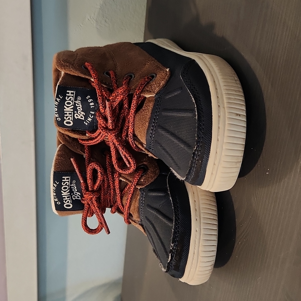 OshKosh B'gosh Boys Rafferty Duck Boots Size 11